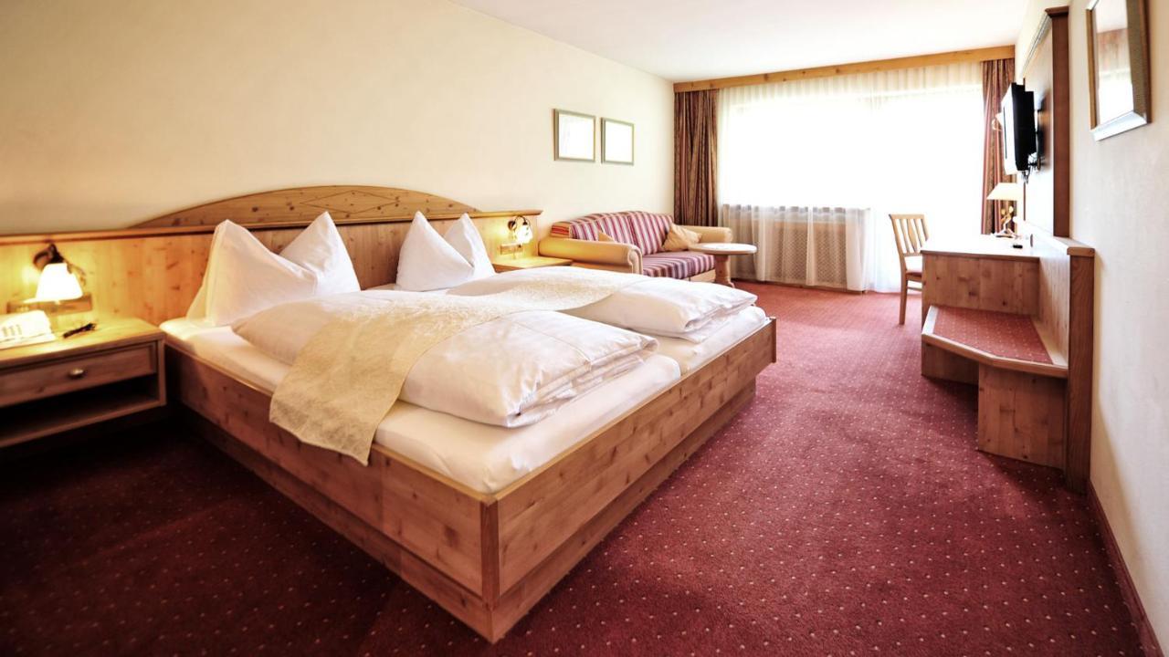 Hotel Koenigsblick By Keyone Fulpmes Ngoại thất bức ảnh