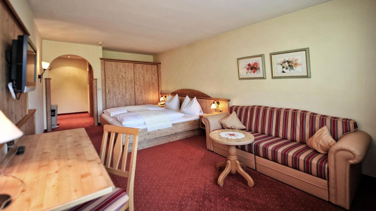 Hotel Koenigsblick By Keyone Fulpmes Ngoại thất bức ảnh