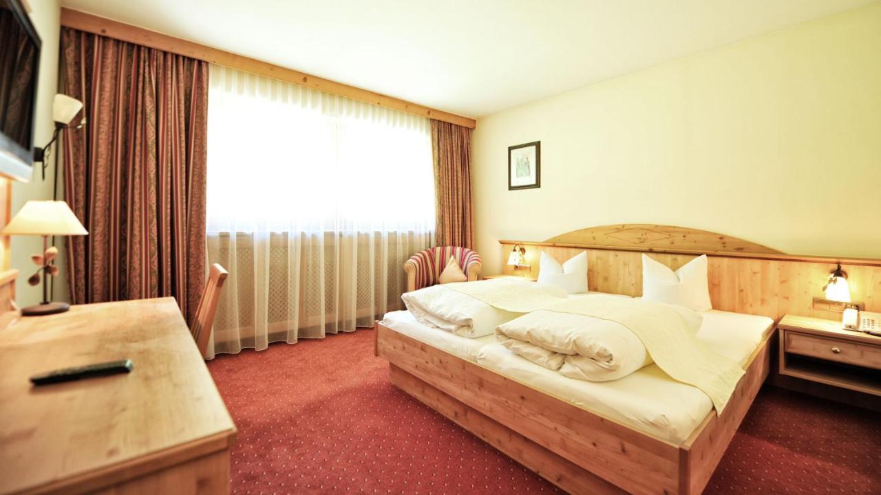 Hotel Koenigsblick By Keyone Fulpmes Ngoại thất bức ảnh