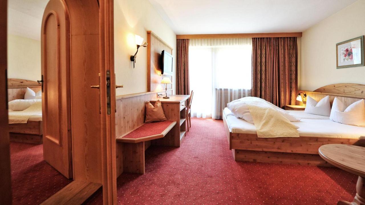 Hotel Koenigsblick By Keyone Fulpmes Ngoại thất bức ảnh